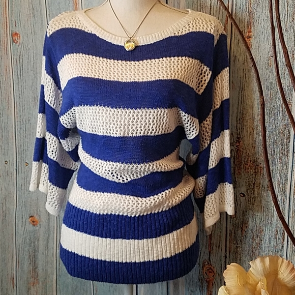 Style & Co. Tops - Style & Co Knit Top EUC